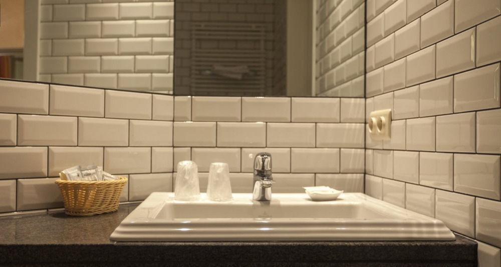 Avenue Hotel By F-Hotels 블랑켄베르크 외부 사진
